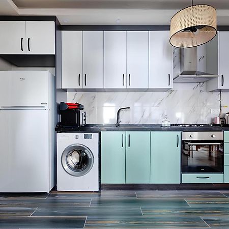 By Abraham Galata Apartment Истанбул Екстериор снимка