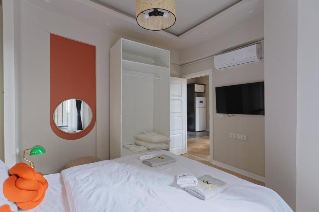 By Abraham Galata Apartment Истанбул Екстериор снимка