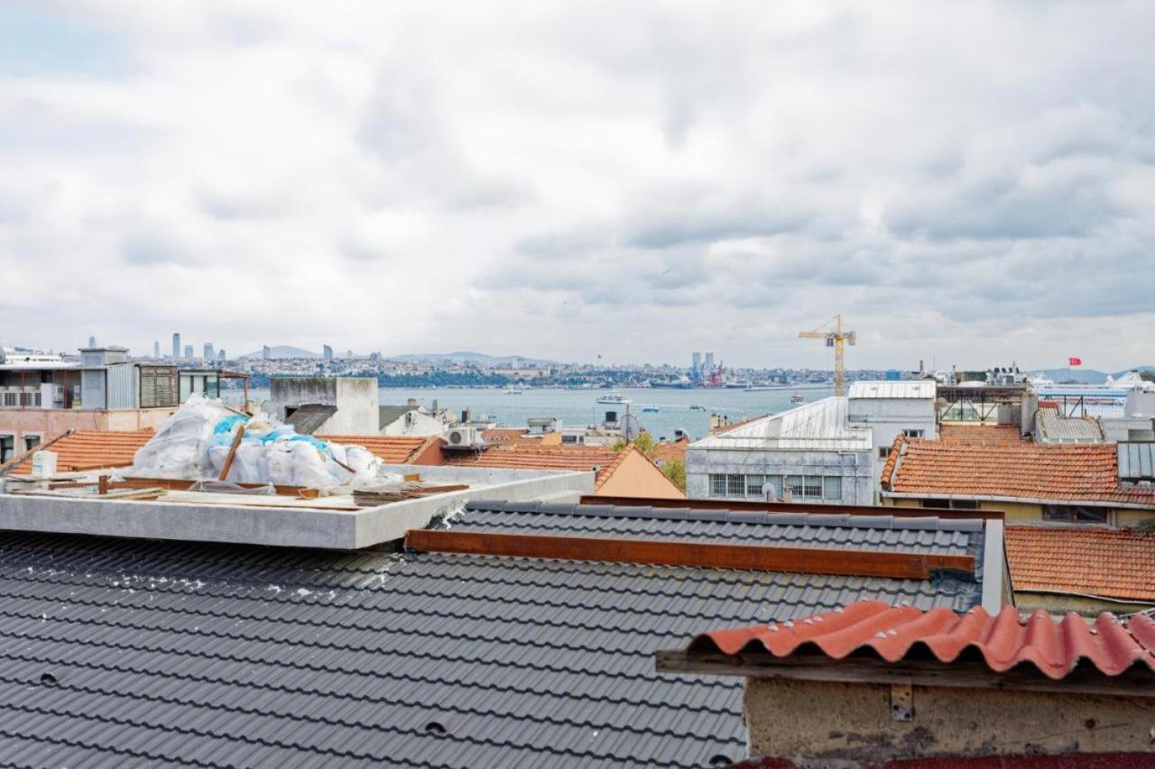 By Abraham Galata Apartment Истанбул Екстериор снимка