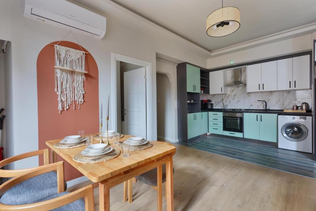 By Abraham Galata Apartment Истанбул Екстериор снимка