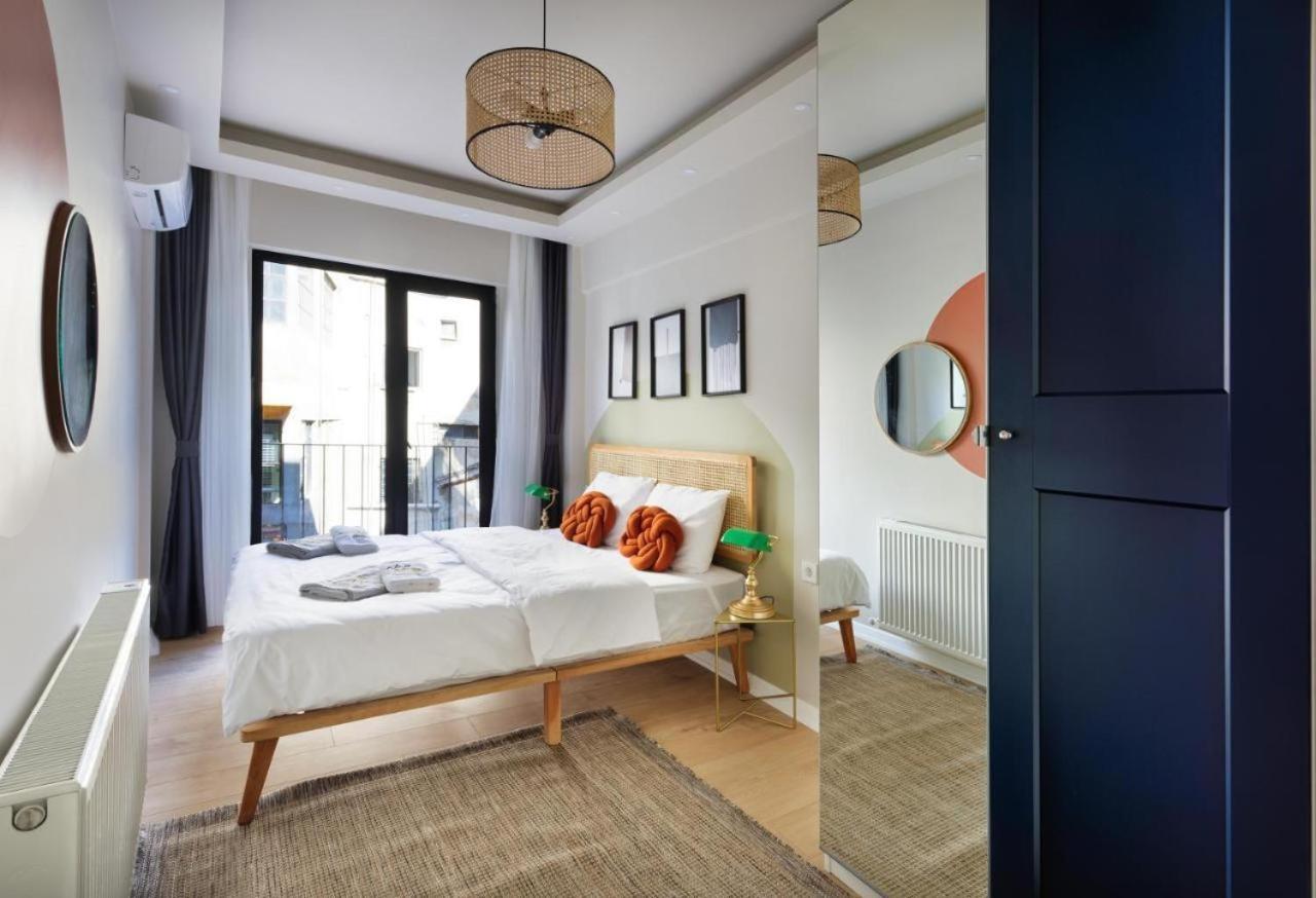 By Abraham Galata Apartment Истанбул Екстериор снимка