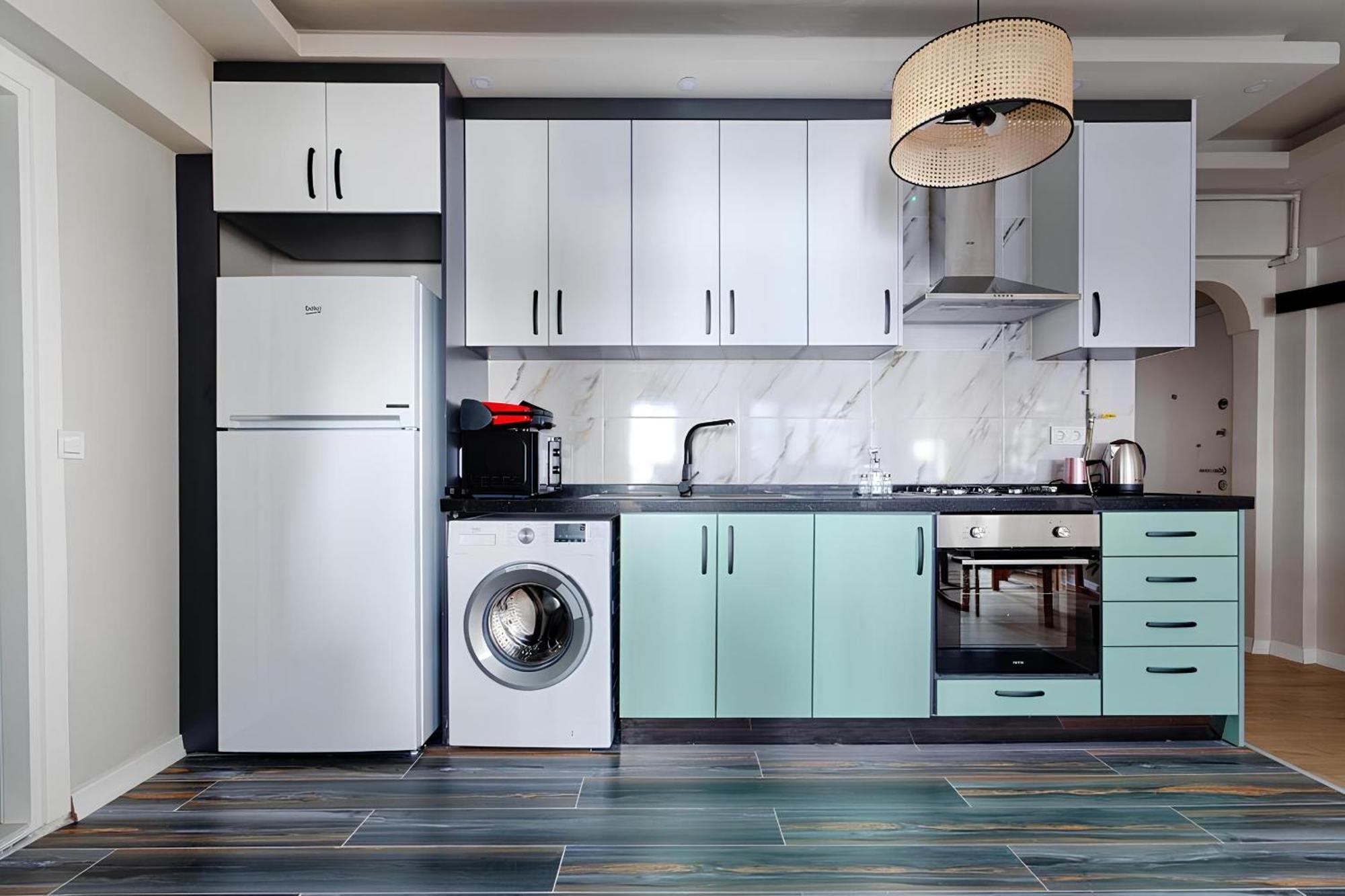 By Abraham Galata Apartment Истанбул Екстериор снимка